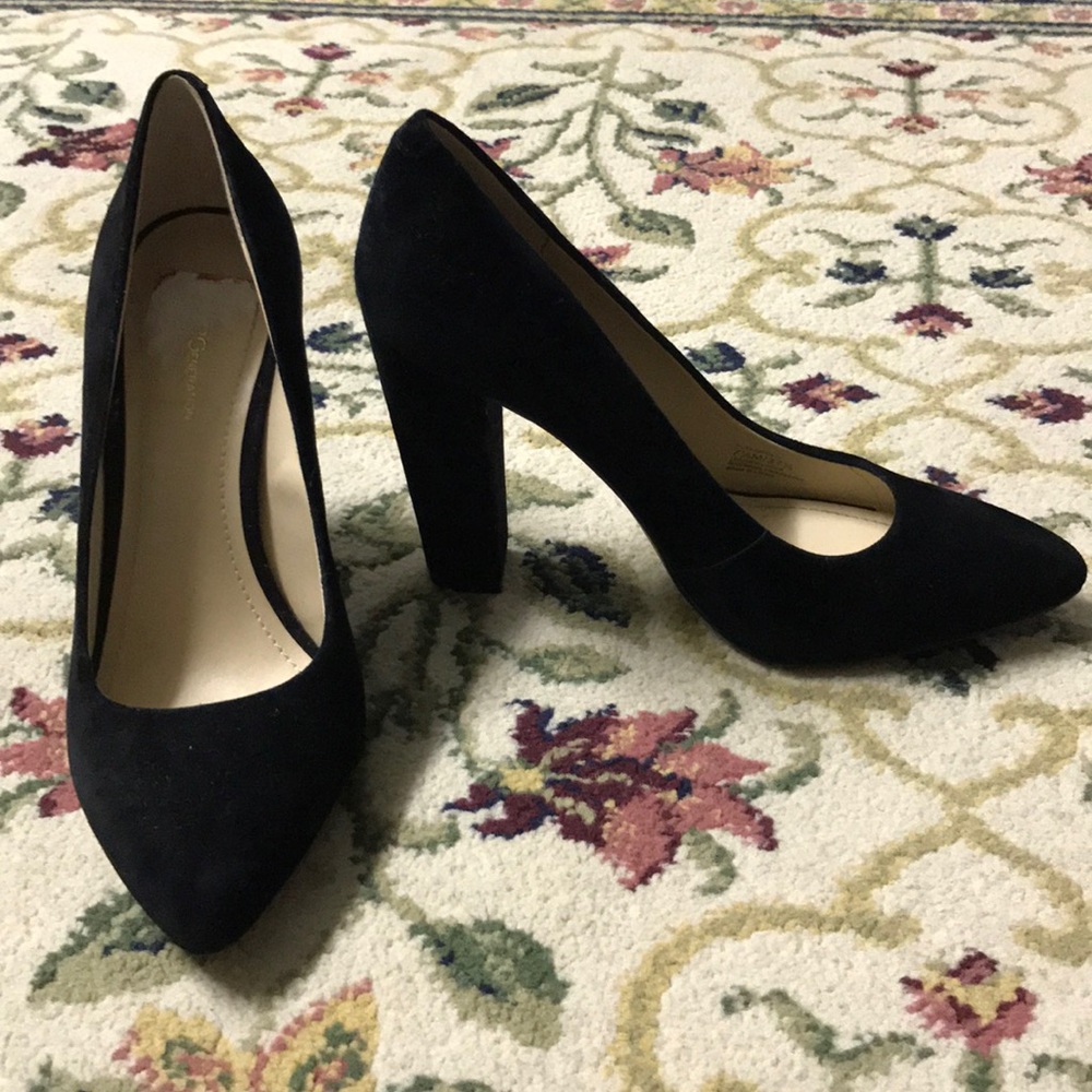 BCBG black heels
